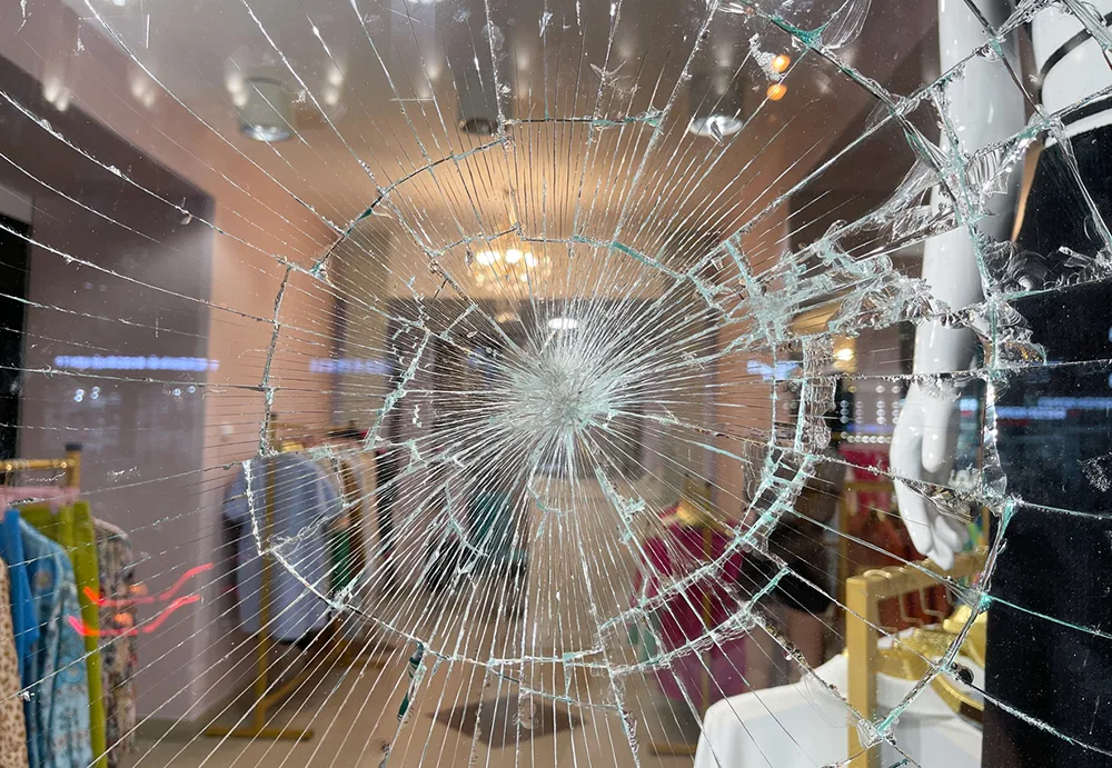 Shopfront Glass and Boarding Up in Leatherhead